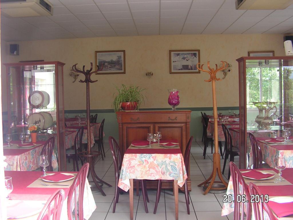 Le Bois Joli Hotel Massais Luaran gambar